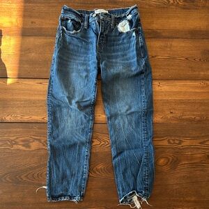 Abercrombie & Fitch Boyfriend Jeans